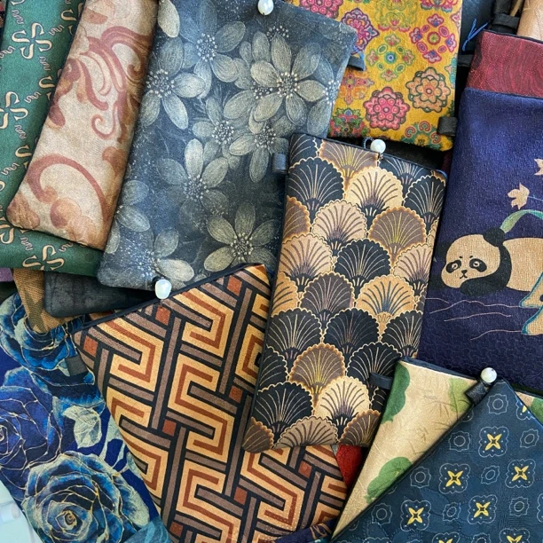 手机包随身包包中包国风女士古风个性一面花一面黑色