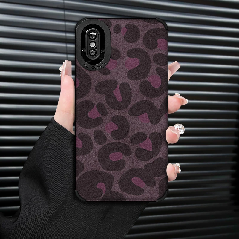 蓝粉豹纹适用苹果XSMAX气质手机壳翻毛皮手链新款复古皮质防摔XS