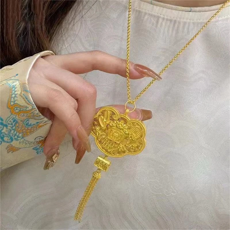 合金吊坠 古法轻奢花月佳期九宝吊坠项链花丝镂空百搭如意锁