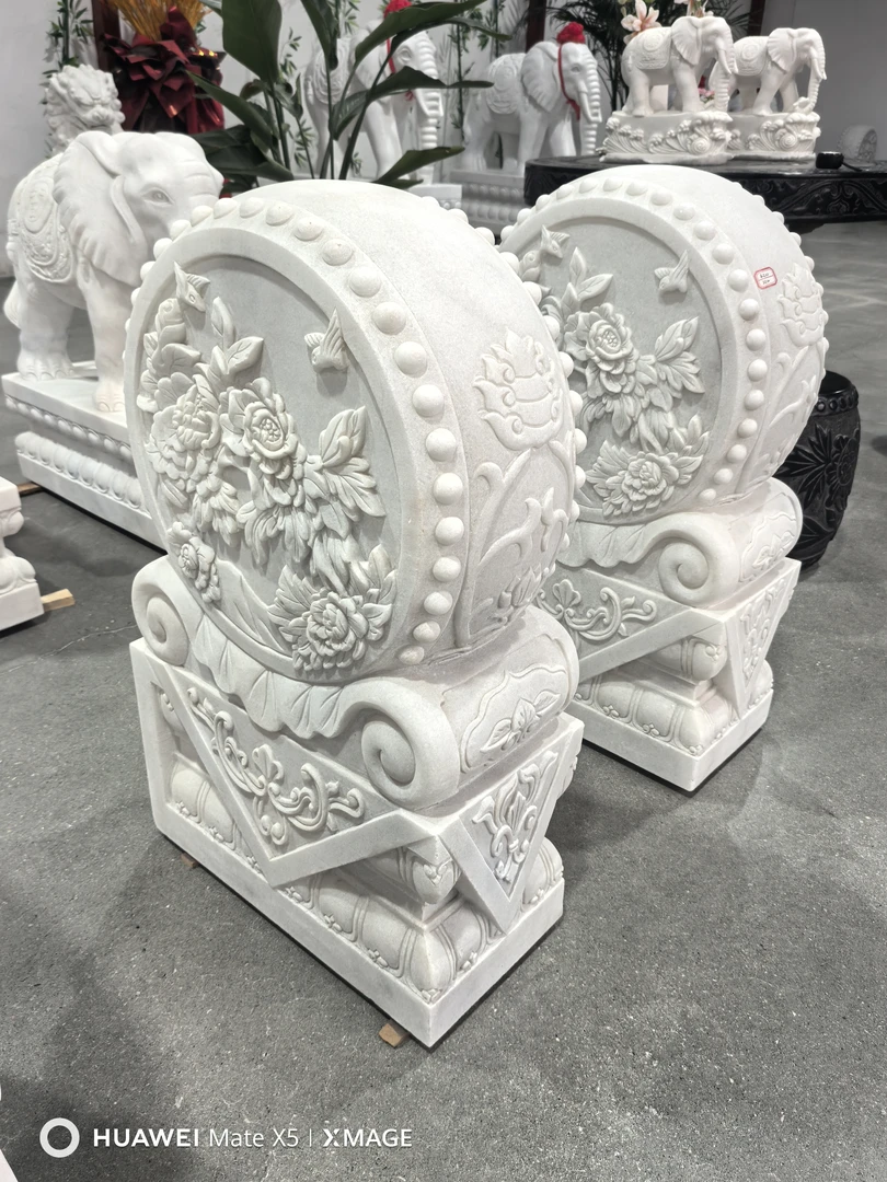 汉白玉牡丹花抱鼓石一对 高80（包邮不含卸车摆放）