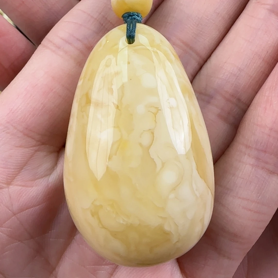 蜜蜡珠宝奇石未镶嵌