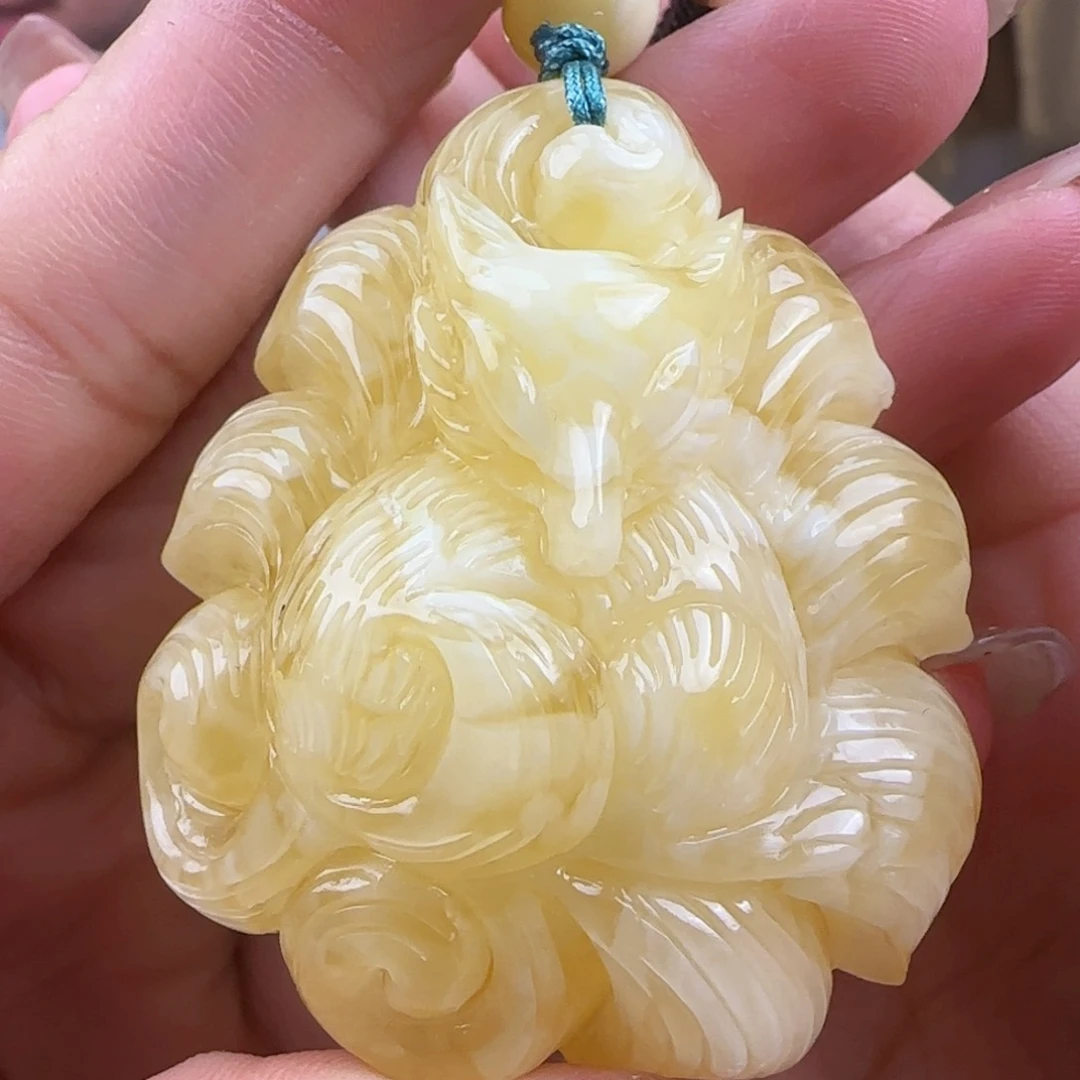 蜜蜡珠宝奇石未镶嵌