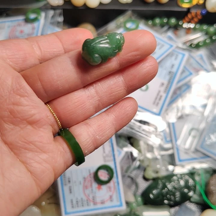 【闪购商品】和田玉（碧玉）颈饰未镶嵌