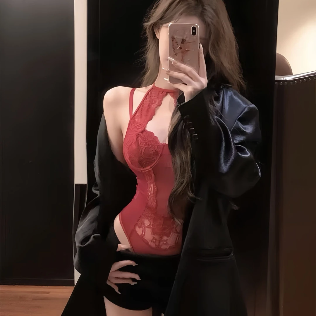 美背挂脖修身吊带2025新款法式蕾丝小背心连体衣显瘦性感纯欲鱼骨