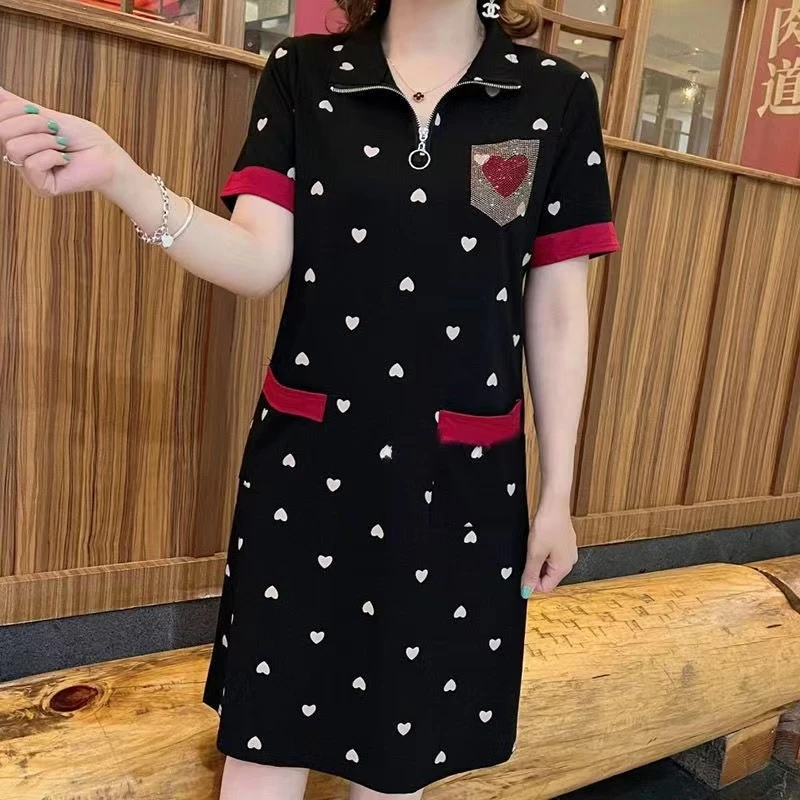 夏季新款连衣裙时尚宽松显瘦中长裙子爱心拉链遮肉减龄洋气妈妈装