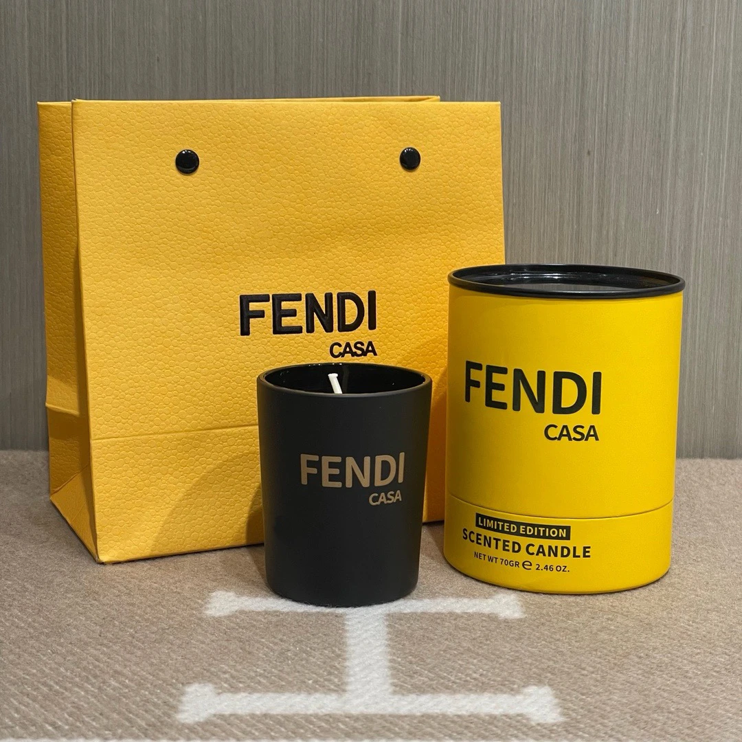 全新未使用  Fendi 芬迪卡萨香氛蜡烛 限定款 蓝风铃 70g