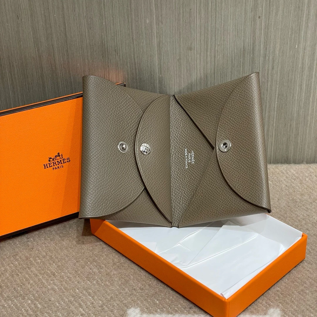 全新未使用 Hermes/爱马仕 duo 按扣卡包 ep皮
