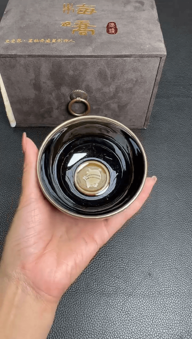 【闪购商品】茶盏兰亭序李光熙猪144