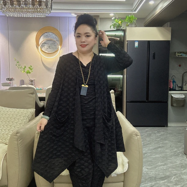 《乐姐》推荐高档洋气时装三件套001款，乐乐