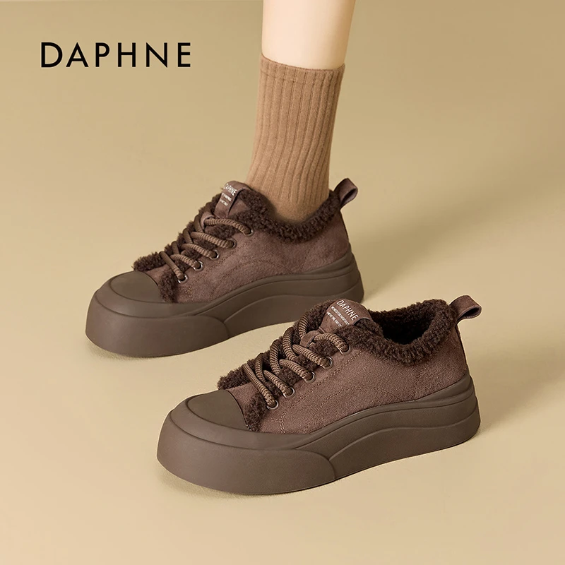 达芙妮加绒女鞋时尚百搭厚底ins休闲鞋冬季低帮保暖小众运动棉鞋