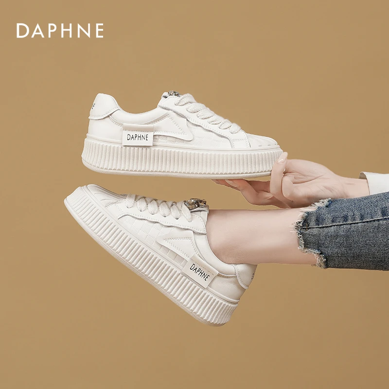 Daphne/达芙妮小白鞋时尚厚底女鞋ins百搭休闲透气贝壳鞋饼干鞋女