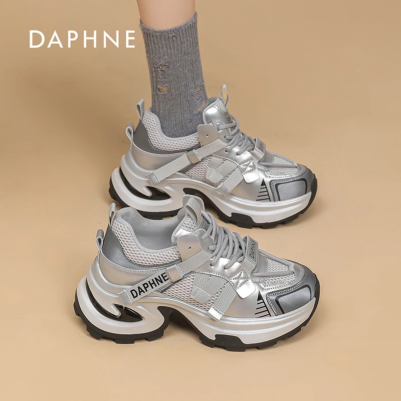 达芙妮女鞋2025春季上新厚底真皮老爹鞋舒适休闲时尚运动鞋女