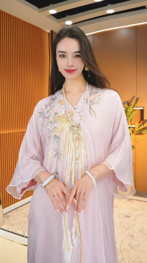 凤仪天下/重工刺绣改良女装中长款连衣裙2024B5531程程-大女王仓