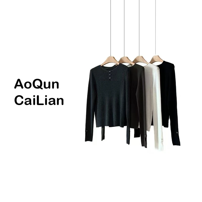 春秋新款时尚潮流气质百搭设计感领口圆扣羊毛上衣-H071