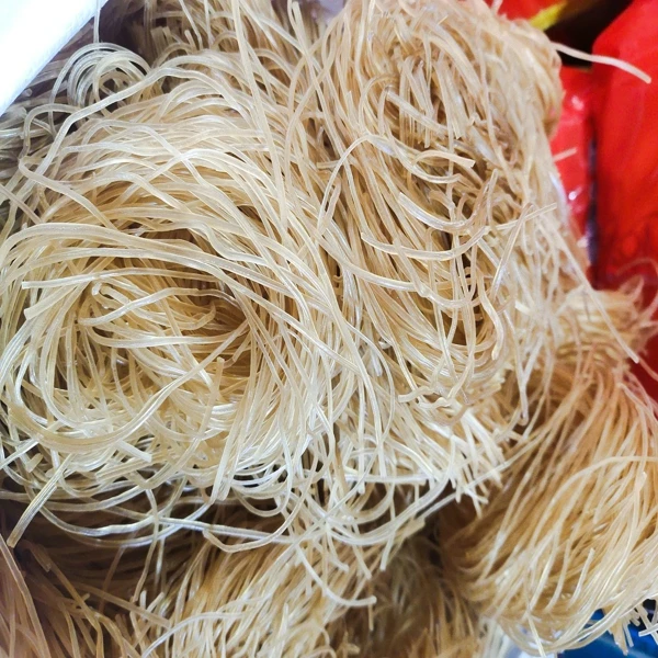 霸天莆田特产正宗农家手工泗粉干红薯粉条地瓜粉干火锅麻辣烫整箱