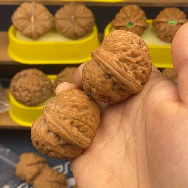 核桃核雕元宝40全品