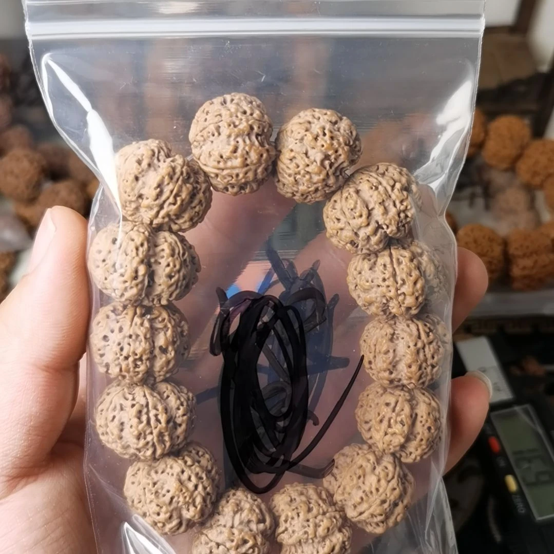 【闪购商品】金刚菩提手串贝**浴