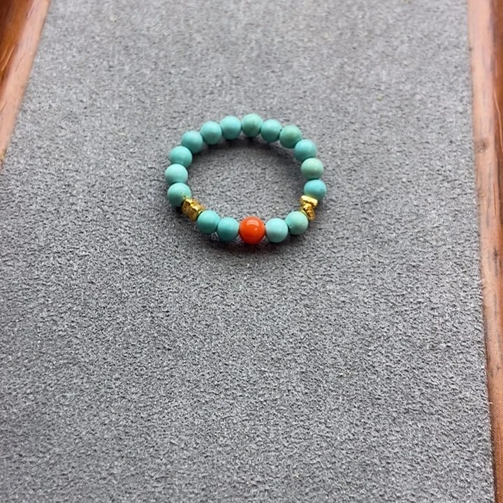 南红玛瑙配饰未镶嵌