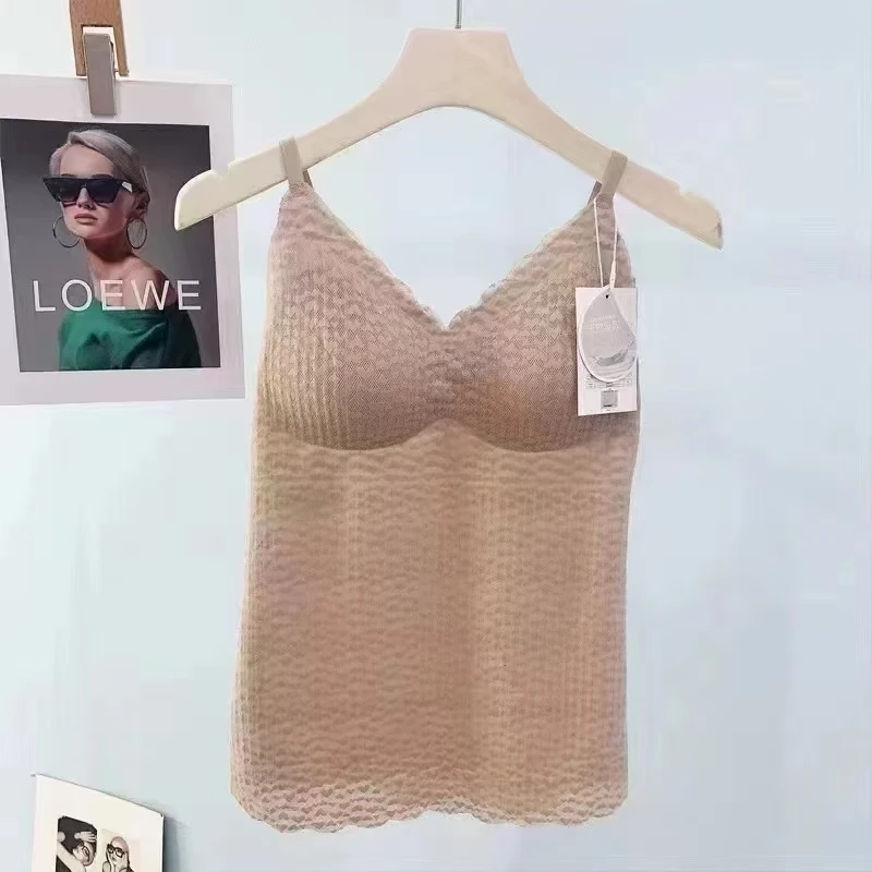 秋季上新~时尚经典设计款无痕吊带背心 S58101