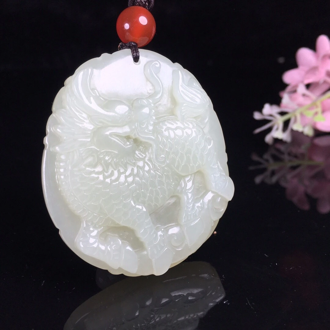 天然和田玉麒麟吊坠挂坠祥和平静平安吉祥祥瑞之兽挂件玉坠精雕