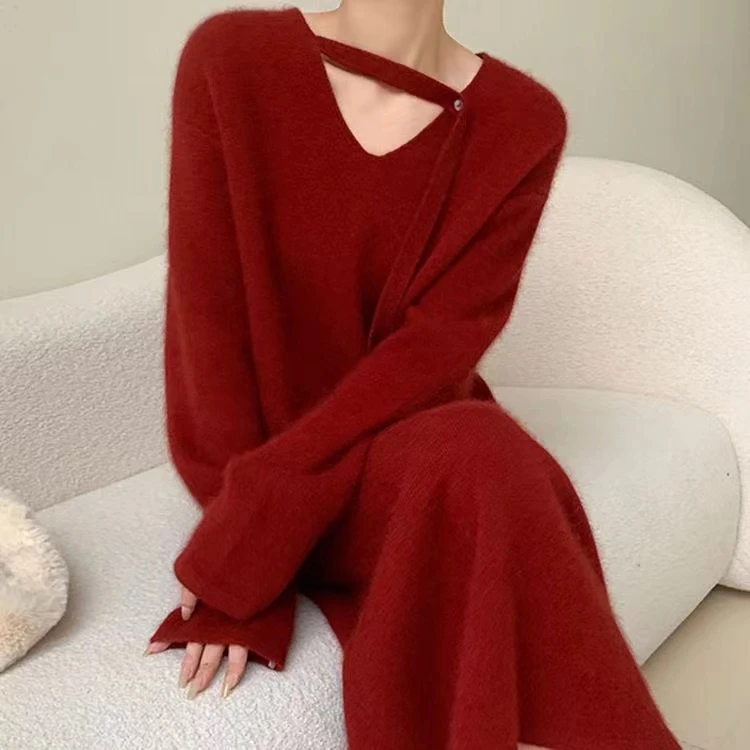 高级感配大衣针织连衣裙女秋冬软糯打底裙子内搭长款毛衣裙显瘦