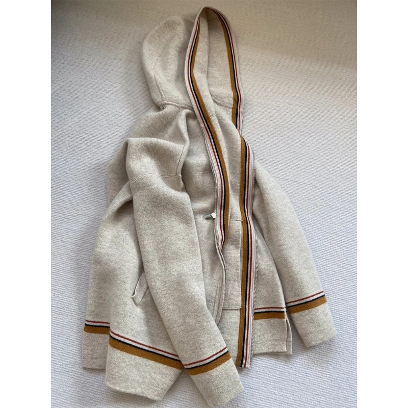 好看哭了一眼迷上！高级感好看拉链毛衣女宽松杏色连帽卫衣外套