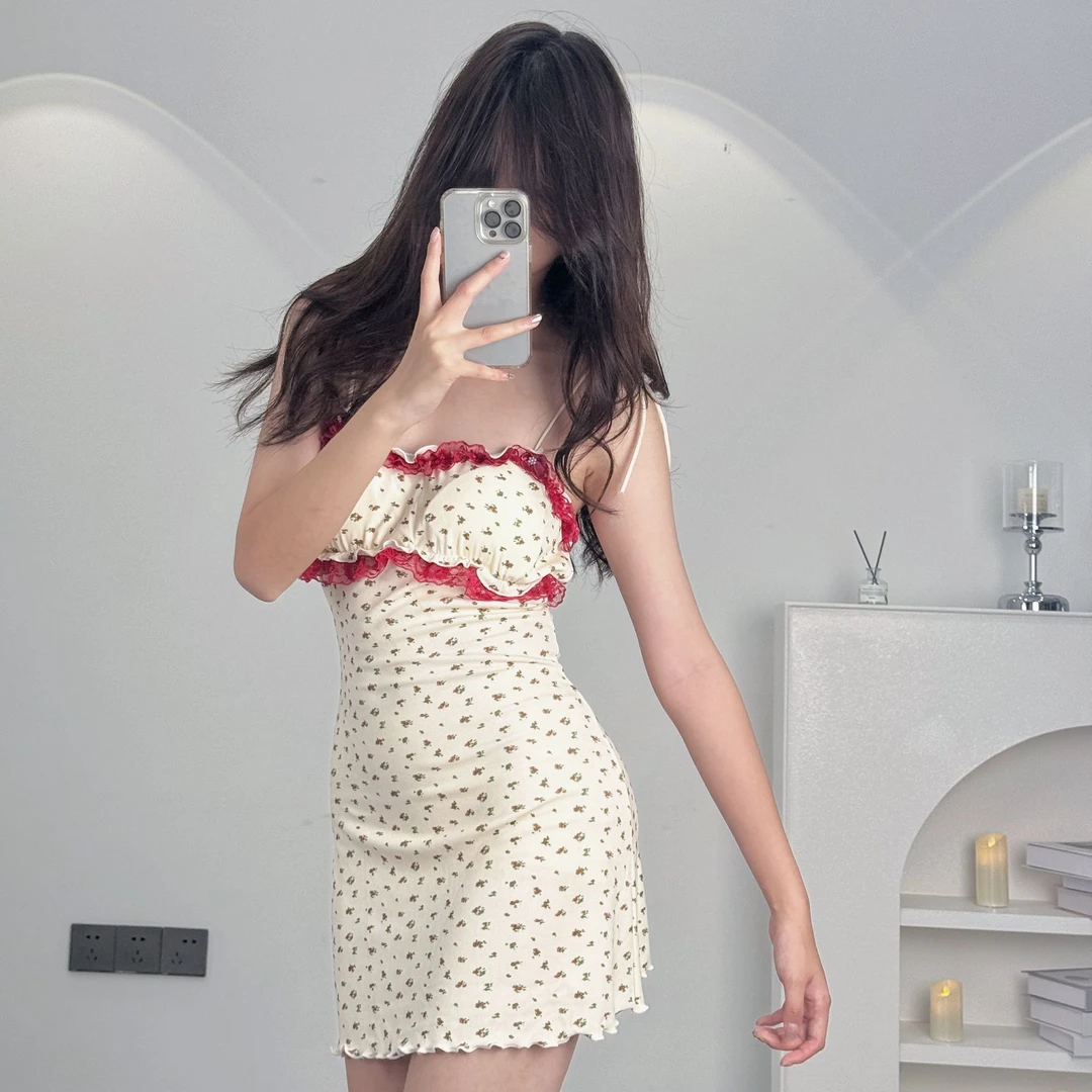 【泡芙小姐】可拆胸垫睡衣甜美蕾丝碎花吊带睡裙纯欲风居家套装