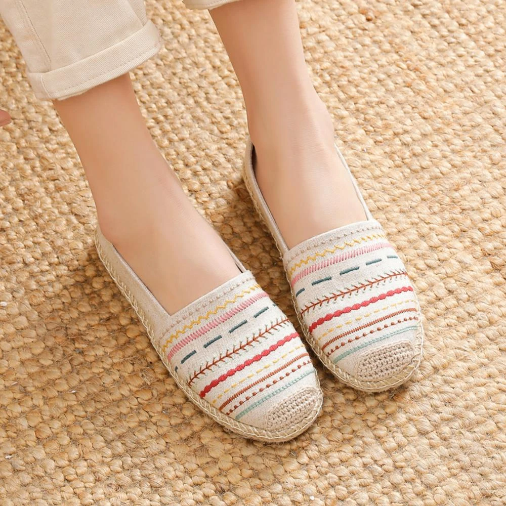 2025春季老北京布鞋民族风绣花鞋复古条纹渔夫鞋牛筋底平底女单鞋