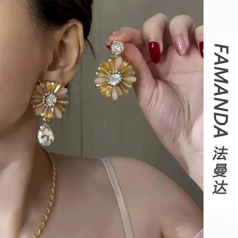 法曼达 铜合金合成锆石耳饰 【AB花朵】法式超仙气质不对称高级耳环