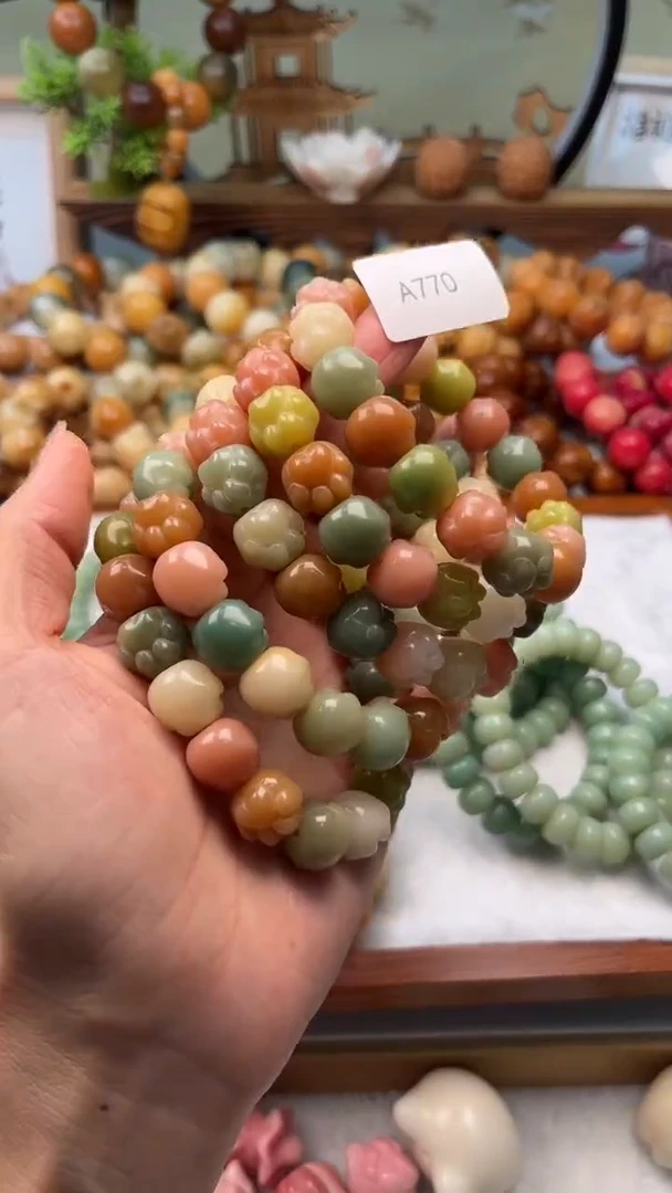 【闪购商品】菩提根/象牙果手串12mm通货爱心猫爪一串随机发不挑