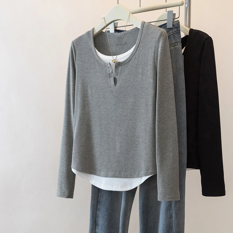 yoewshean/羽媗微胖妹妹假两件V领正肩长袖t恤女春秋装显瘦上衣