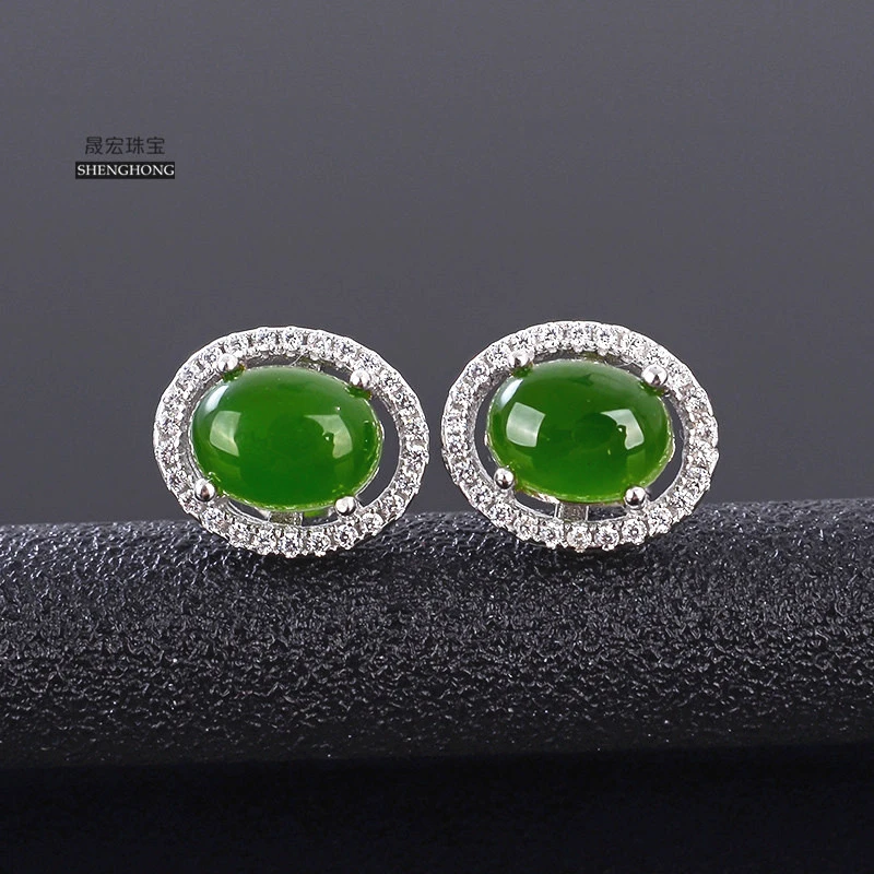 天然和田玉耳钉女S925纯银高级感老坑冰种阳绿色碧玉耳钉妈妈礼物