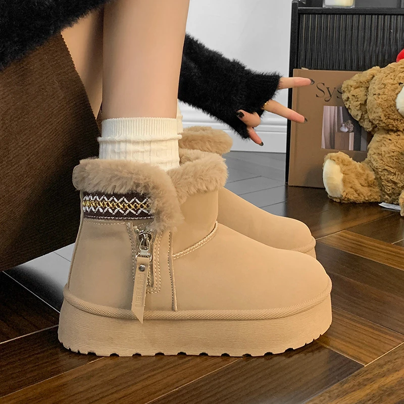 人本保暖加绒加厚底雪地靴冬季防寒民族风棉鞋女短筒百搭ins时尚
