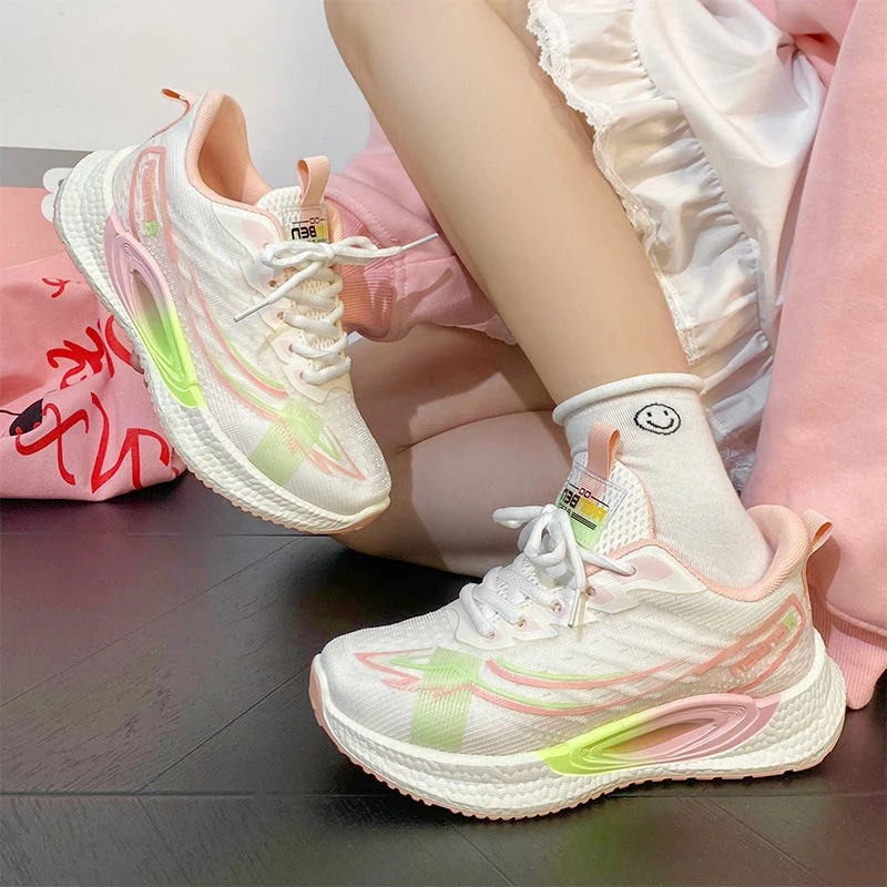 人本小众女鞋春秋季休闲时尚鞋百搭低帮轻便运动厚底减震学生跑鞋