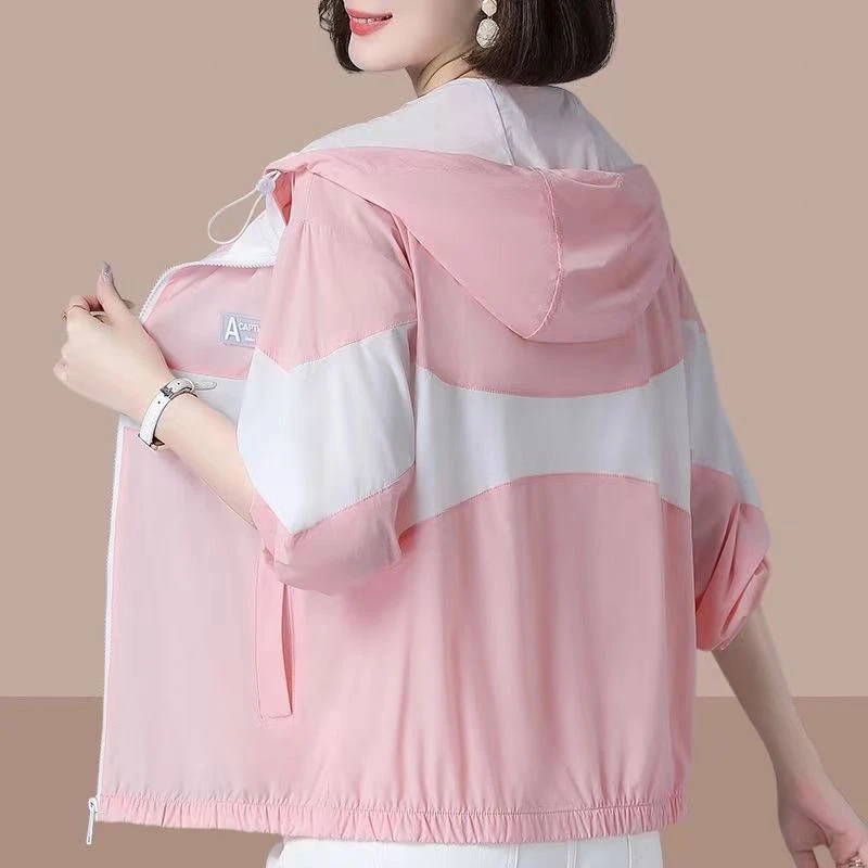 防晒衣女款外穿夏季薄款2025新款防晒服大码连帽休闲女士短外套