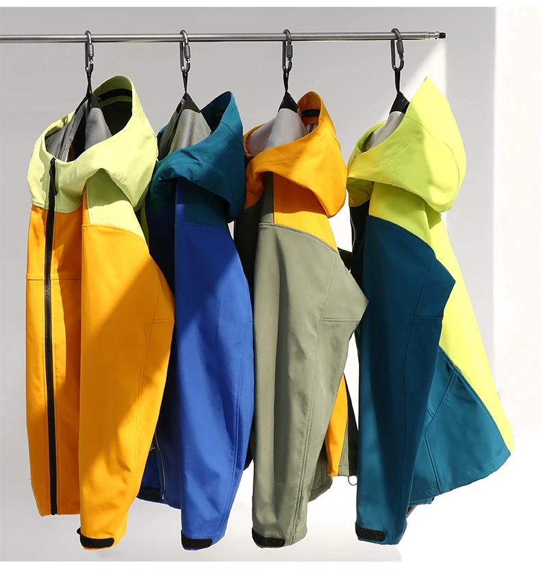 23秋冬款新品拼色连帽潮流款男女款百搭防风雨软壳冲锋衣168-
