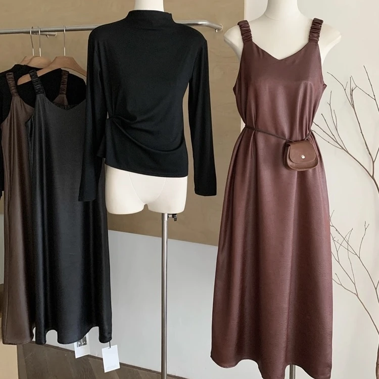新款韩版气质高级时尚V领吊带连衣裙修身打底衫两件套女6177#0.08