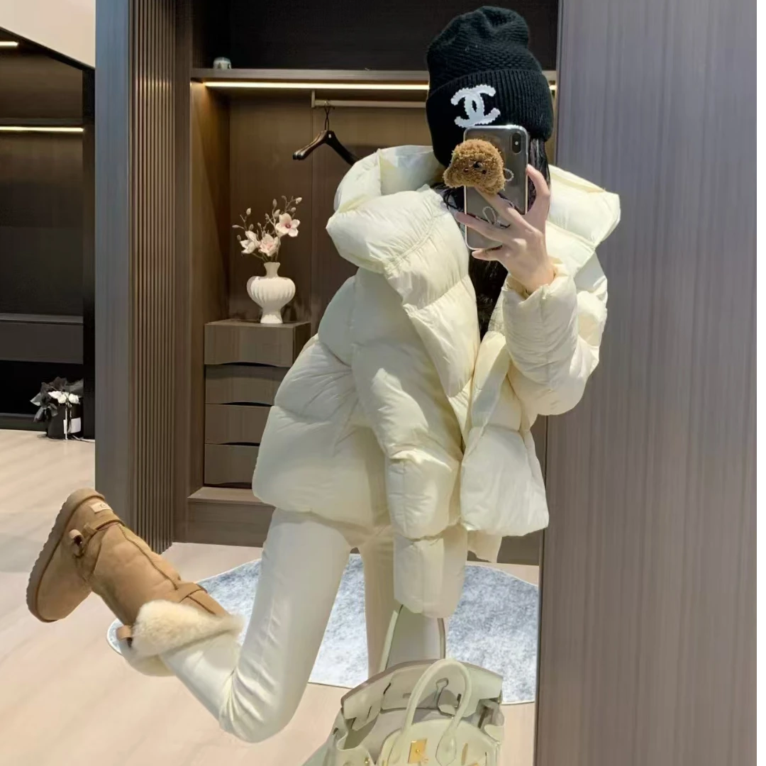 新款冬季连帽时尚轻奢气质羽绒服