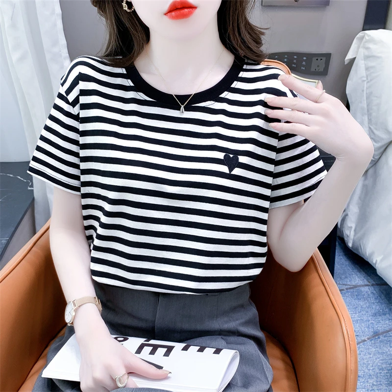 条纹短袖t恤女2024夏季新款宽松休闲显瘦爱心刺绣圆领上衣