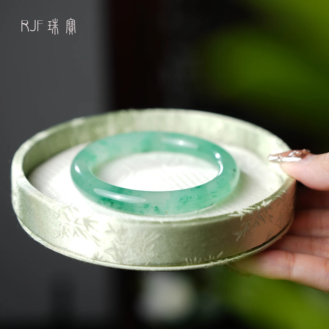 RJF【翠映容】天然非洲翠高冰冰透满绿飘花女士手镯（天然多样性发）