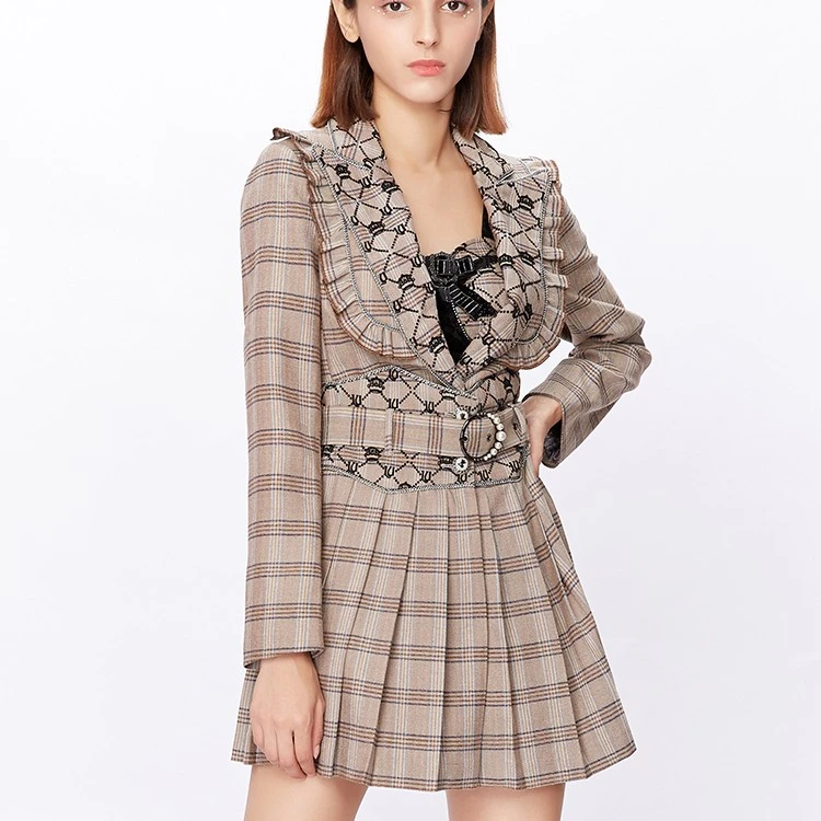 【高高甄选】LULUALWAYS秋季翻领格子百褶外套LMC1040