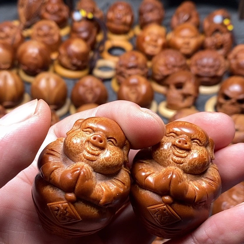 【闪购商品】橄榄核雕济****部