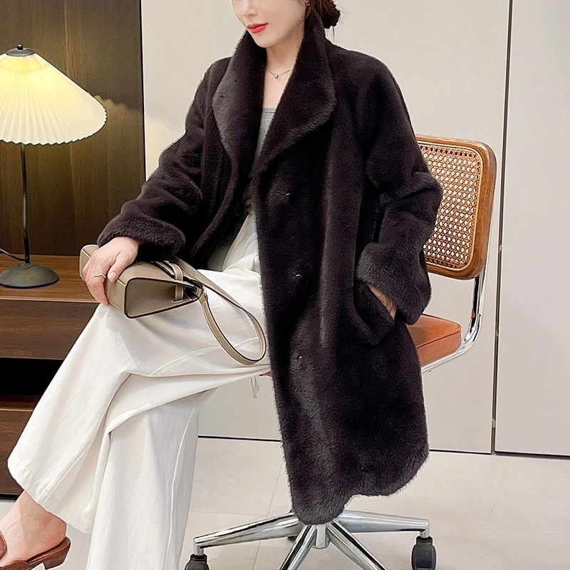 冬季轻奢女装保暖时尚百搭v领新款高端气质外套K5729