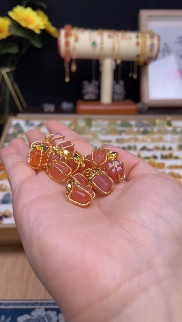 【闪购商品】玛瑙/玉髓颈饰合金A343-1 红礼盒