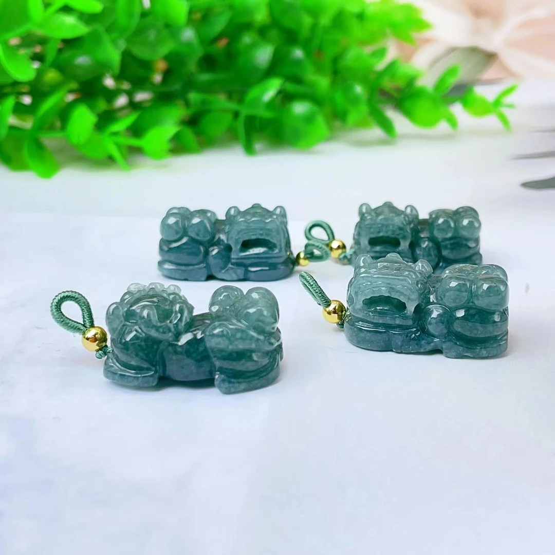 【萌宝饰品】A165天然蓝水翡翠手工雕刻大貔貅吊坠DIY配件26*14.5mm