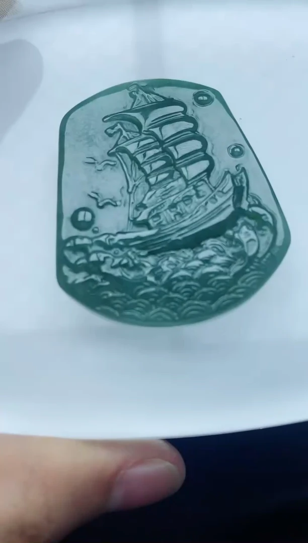 【闪购商品】翡翠颈饰未镶嵌多样性发货随机一件发货(