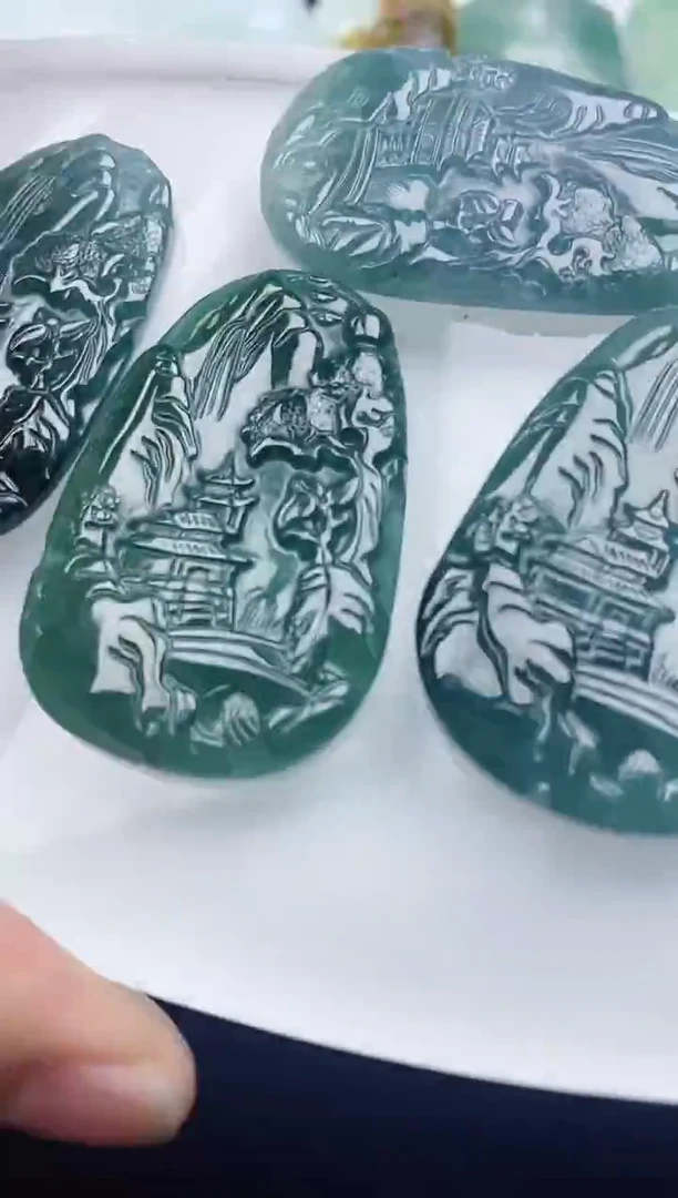 【闪购商品】翡翠颈饰未镶嵌多样性发货随机一件发货(山水