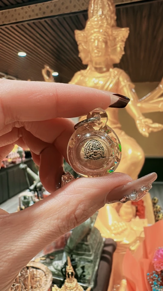 红耀依霸吸米珠泰国特色吊坠