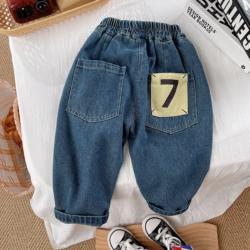 男童牛仔裤男孩秋季新款牛仔裤小童帅气时髦长裤儿童宽松百搭长裤