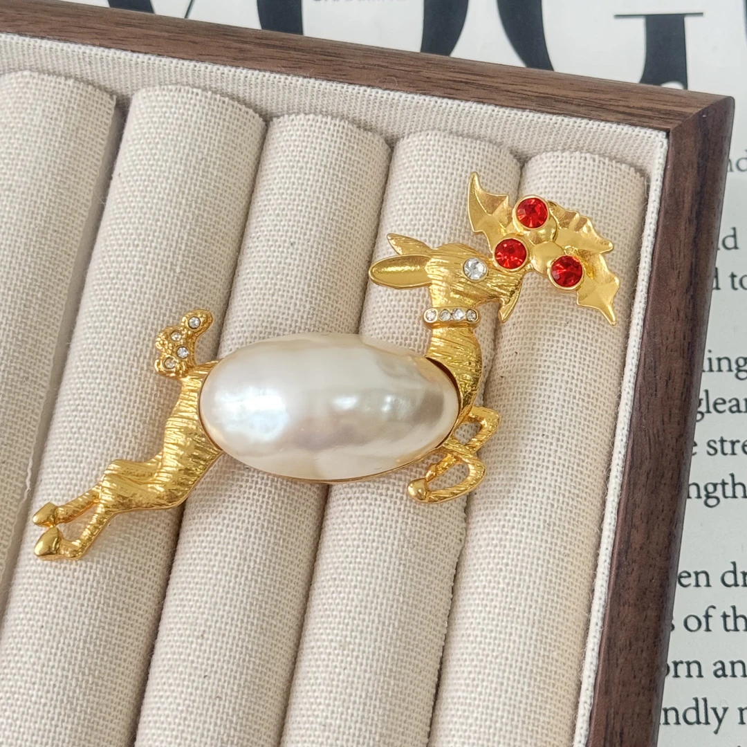合金胸针 菠萝中古KJL胸针LK3617